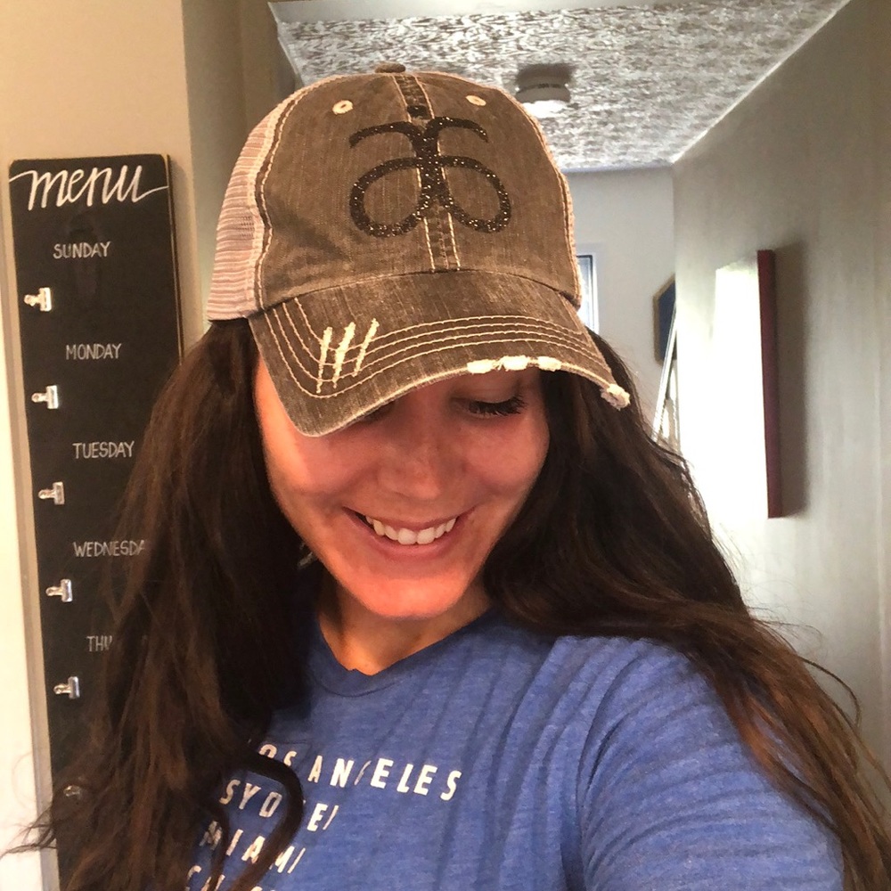Arbonne Trucker Hat 🧢
